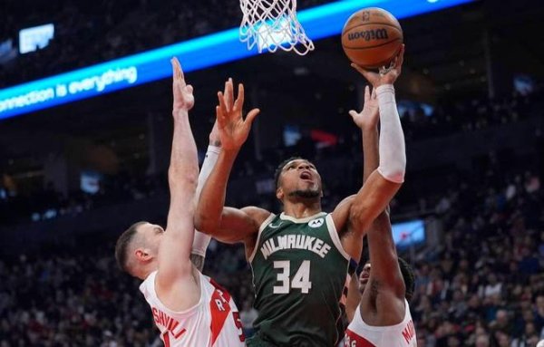 利配网 巴恩斯23分字母哥22分8板 猛龙主场大胜雄鹿